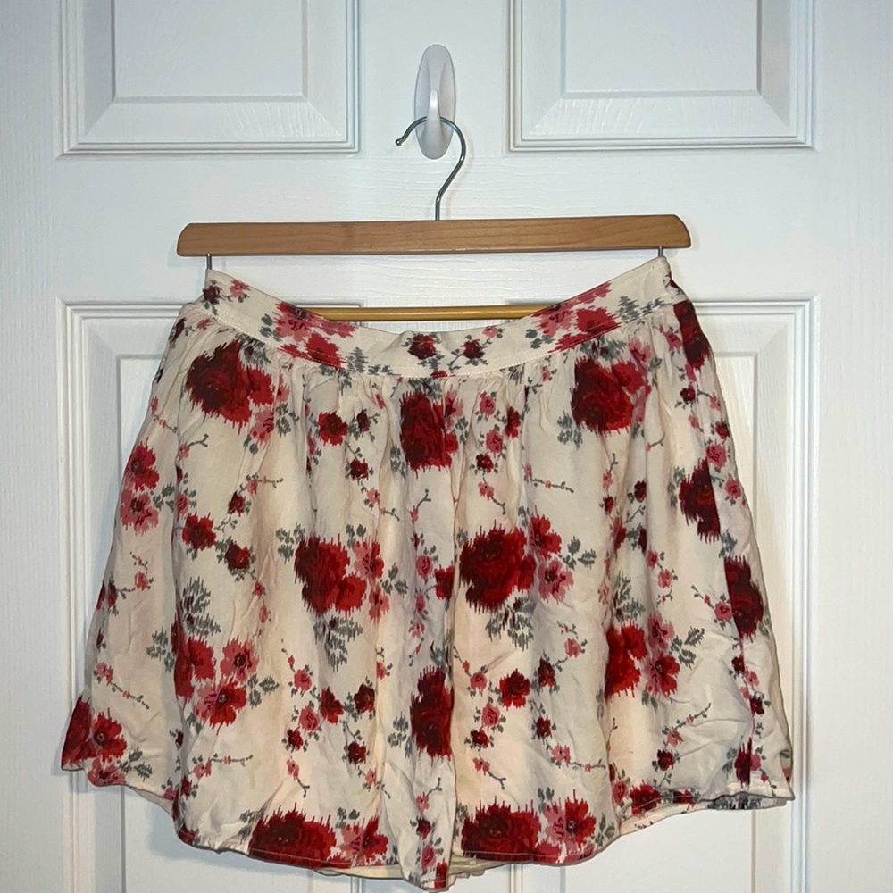 American Eagle Floral Skirt